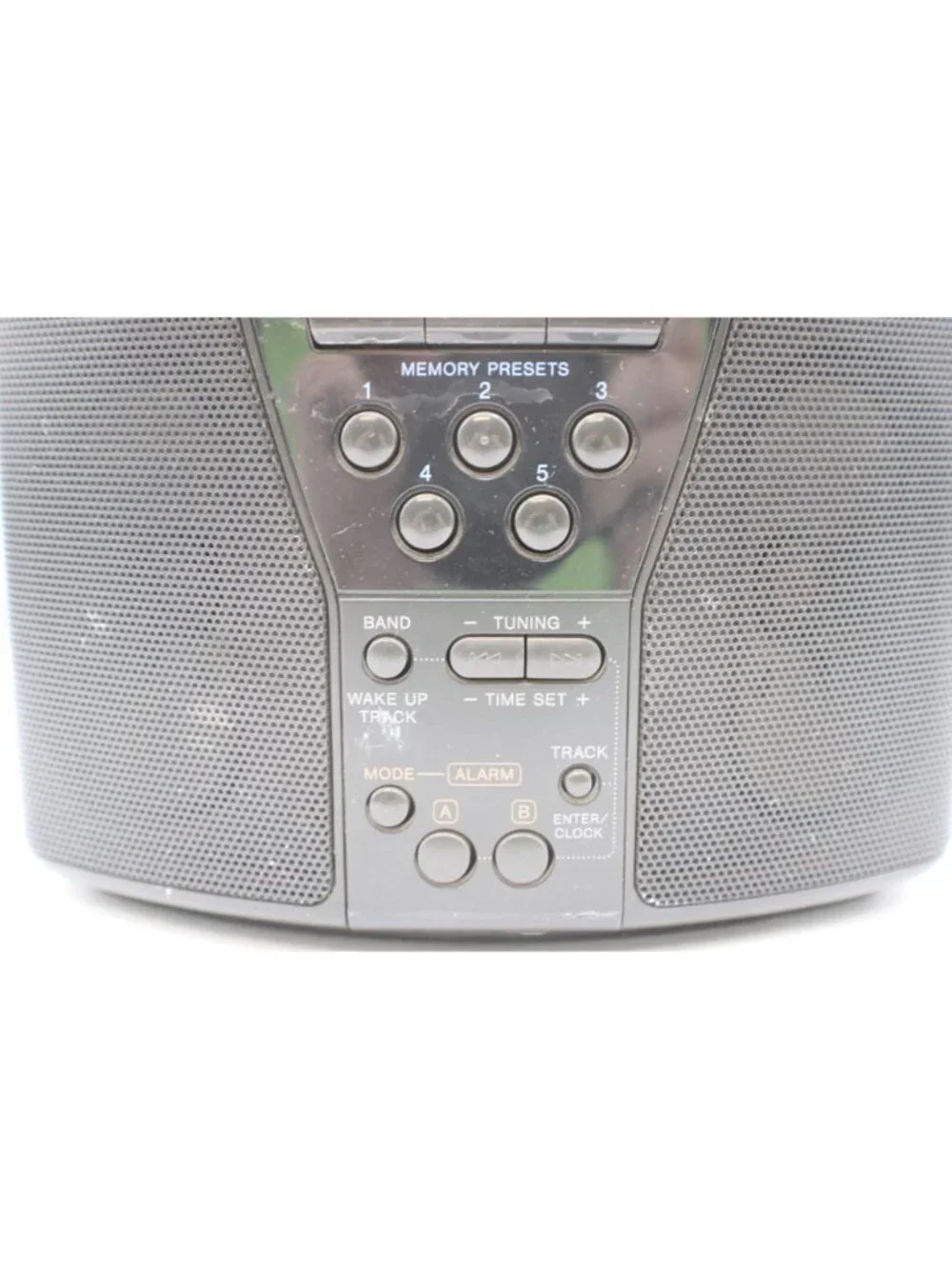 Sony Dream Machine Dual Alarm AM/FM CD Player Clock Radio ICF-CD833 Tower Design